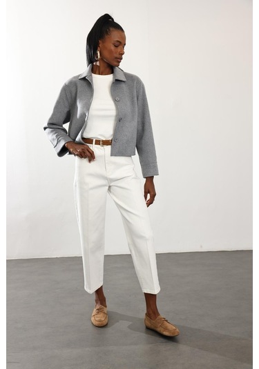 Gri Gömlek Yaka Kısa Yün Ceket Gri