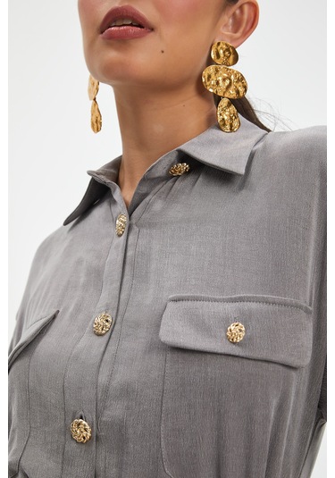 Kadın Düğme Detaylı Kemerli Elbise - Cep Tasarımlı, Modern Ve Rahat Stil - Günlük Ve Şık Kullanımlar İçin Elbise Gri