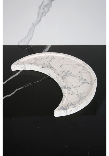 Mermer Desenli Beton Sunum Tepsisi Hilal Şeklinde Servis Sunum Tabağı Sunumluk