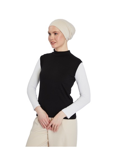Organik Kolsuz Balıkçı Yaka Likralı Kadın Sıfır Kol Body Siyah