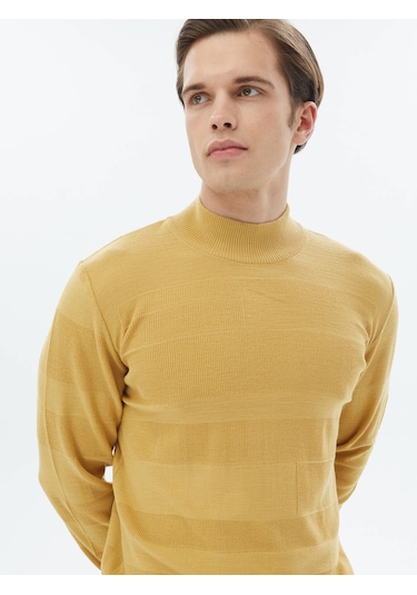 Sarı Yarım Balıkçı Yaka Jakarlı Yün Karışımlı Triko Sarı