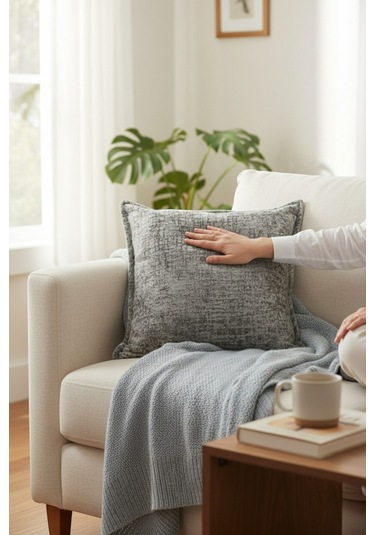 Kırlent İthal Kadife Kumaş 3'lü Set - Yumuşak Dokulu Dekoratif Özel Tasarım Kırlent Kılıfı Açık Gri