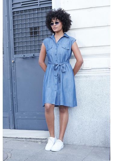Kadın Kot Görünümlü Kumaş Yakalı Düşük Omuzlu Cep Kapaklı Yan Cepli Diz Boy Elbise-açık Mavi A.mavi
