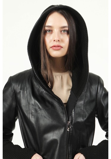 Dericlub Larissa Kadın Kapüşonlu Hakiki Deri Kaban Siyah Siyah