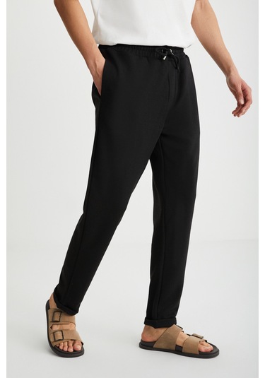 HUXLEY Erkek Regular Boru Paça Normal Bağcıklı Bel Organik Pamuk Yan Cepli Siyah Pantolon