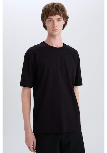 DeFacto Oversize Geniş Kalıp Bisiklet Yaka Basic Düz Kısa Kollu Siyah Tişört E6885AXNSBK81 DeFacto Oversize Geniş Kalıp Bisiklet Yaka Basic Düz Kısa Kollu Siyah Tişört E6885AXNSBK81