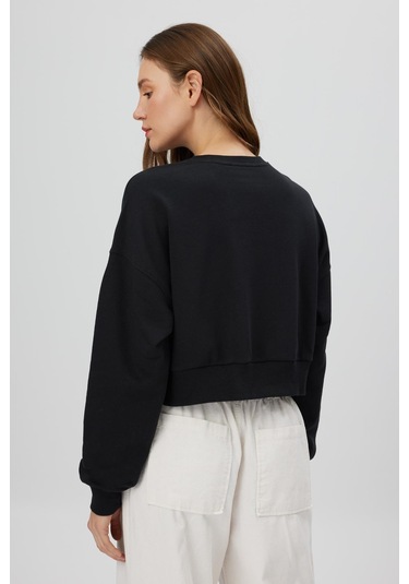 Babokah Nakışlı Kadın Crop Sweatshirt Siyah