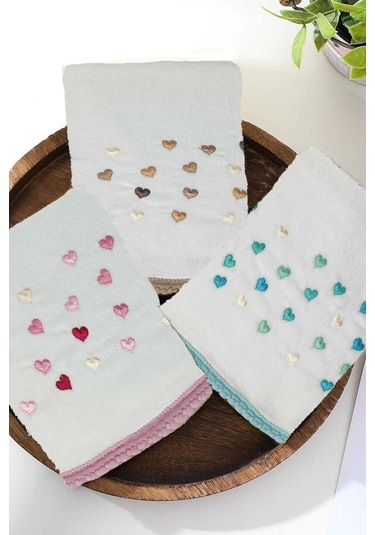 3 Lü Renkli Kalpli Su Taşı Kenar İşlemeli Havlu Seti 50x90 Cm Çok Renkli