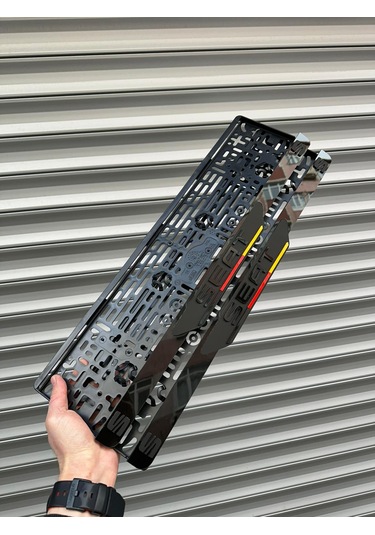 Vipplaka Seat Uyumlu Ortası Mat Plakalık