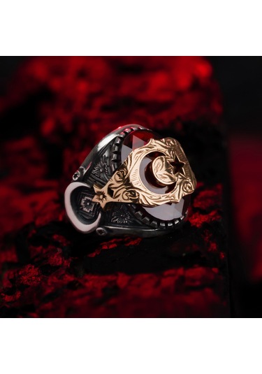 Ay Yıldız İşlemeli Kırmızı Zirkon Taşlı 925 Ayar Gümüş Erkek Yüzüğü Gümüş