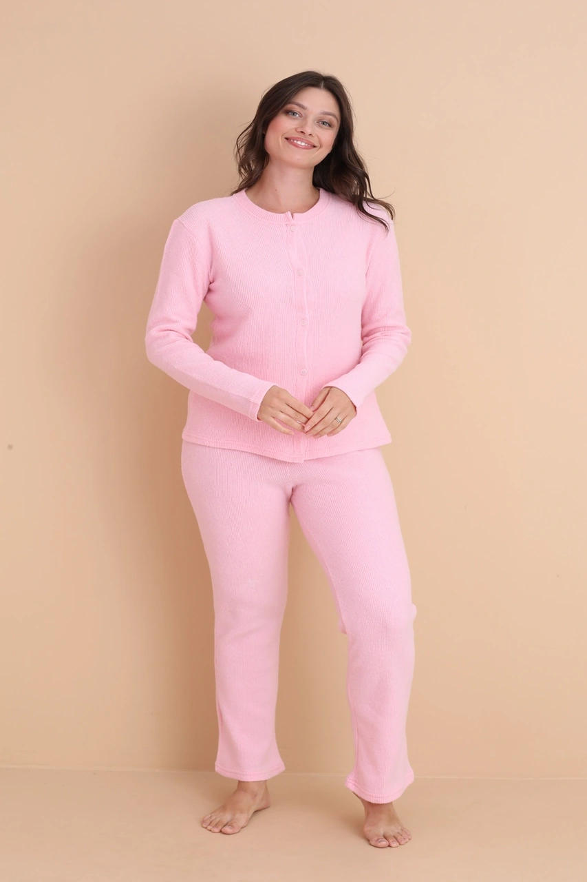Mr-8451 Boydan Düğmeli Yumuşacık Kumaşlı Kışlık Kadın Pijama Takımı Pembe