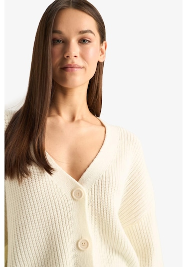 Defacto Regular Fit V Yaka Düğmeli Triko Hırka U2052az25wner98 Ekru