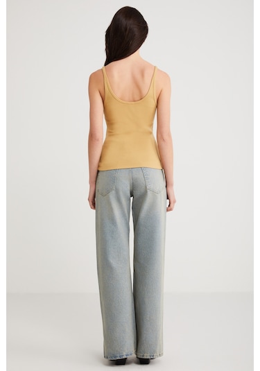 Ethıquet Lızeth Kadın Slim Fit Dar Kesim Oyuk Yaka İnce Askılı Basic Hardal Atlet