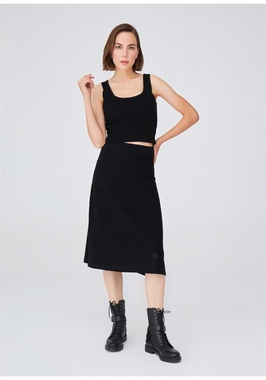 Peraluna Kloş Kesim Kaşmir Karışım Diz Altı Triko Etek Siyah Siyah