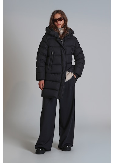 Lufian Olıvıa Kaz Tüyü Kadın Mont Siyah Siyah 122120034100100 Siyah Lufian Olıvıa Kaz Tüyü Kadın Mont Siyah Siyah 122120034100100 Siyah