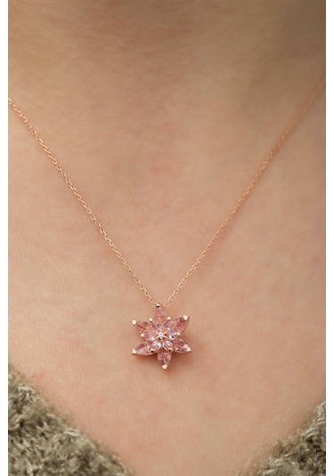 925 Ayar Gümüş Taşlı Lotus Çiçeği Kadın Kolye