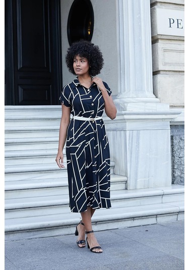 Kadın Desenli Yakalı Düşük Omuzlu Duble Kol Kemerli Midi Boy Elbise Deri Kemer Dahil -siyah Kareli Siyah Kareli Kadın Desenli Yakalı Düşük Omuzlu Duble Kol Kemerli Midi Boy Elbise Deri Kemer Dahil -siyah Kareli Siyah Kareli