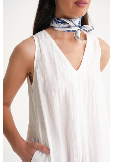 4700 Kadın V Yaka Önü Pileli Elbise Beyaz Beyaz