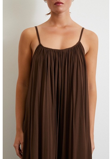 Askılı Piliseli Geniş Elbise Kahve Kahve