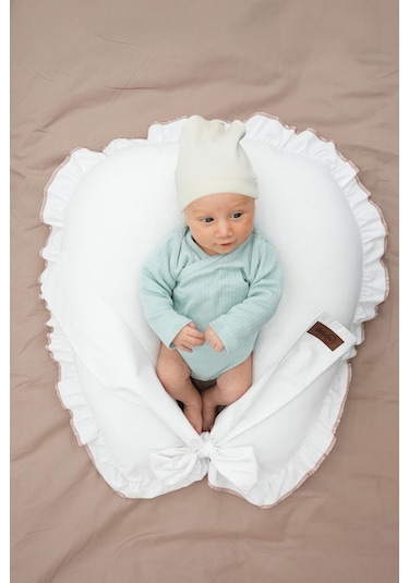 Mordesign Fırfırlı Emzirme Yastığı, Bebek Destek Minderi, Hamile Yastığı, Pamuk Kumaş, Ruffle Seri, Beyaz Zg10197
