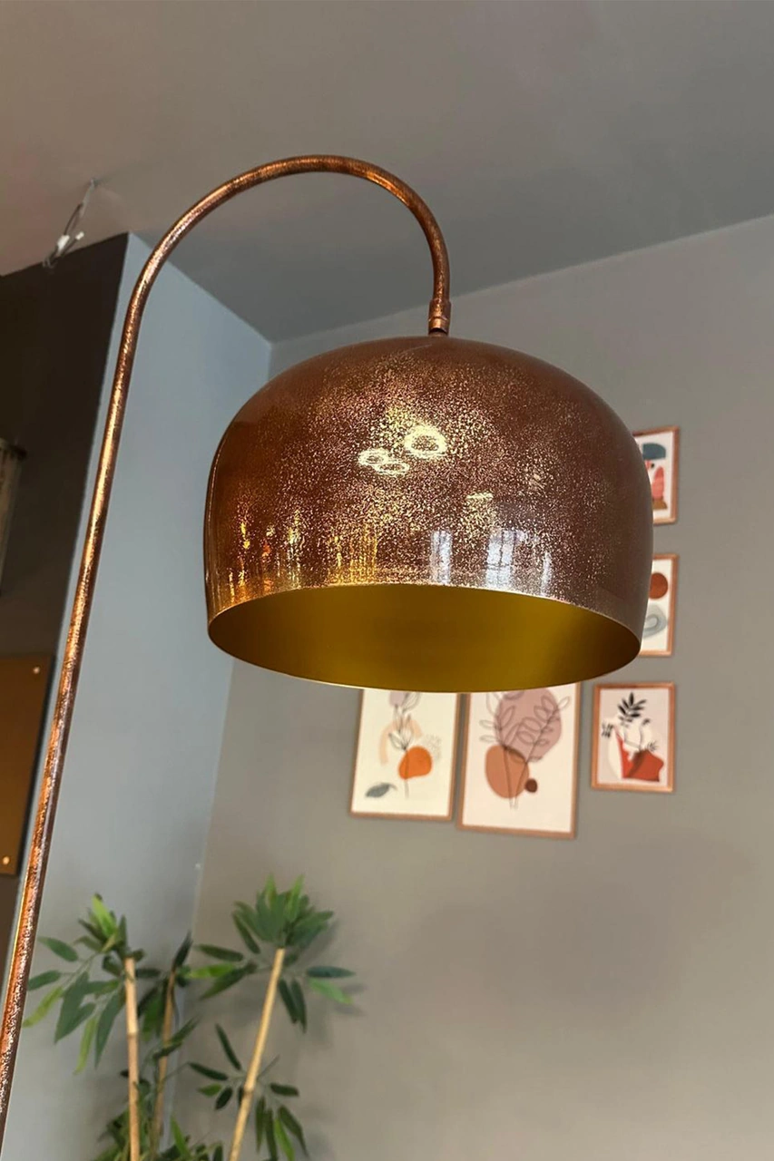 Patina Lambader Hareketli Başlık Modern Dekoratif Metal Oturma Odası Çalışma Odası Zemin Lambası Bakır