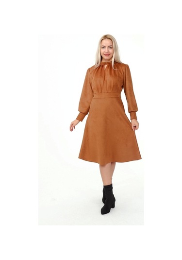 Kadın Süet Hakim Yaka Pile Detaylı Büzgülü Uzun Kol Midi Boy Kloş Kışlık Elbise 4412/110 Taba