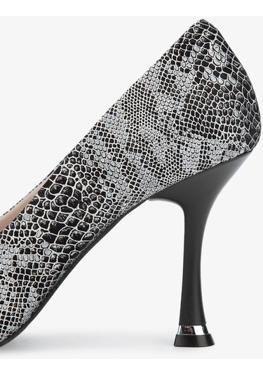 Valmenti Rigel Kadın Siyah Yılan Hakiki Deri Topuklu Ayakkabı 923 796-1 Bn Ayk Y24 Siyah