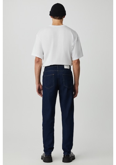 BRUNO Erkek Regular Fit Rahat Kesim Kalın Dokulu Yıkama Efektli Magic Denim Koyu Mavi Jeans