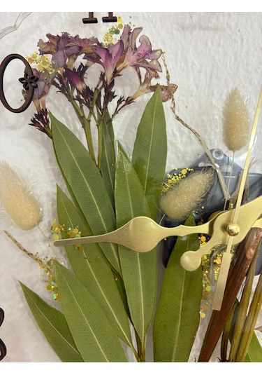 Pelince - Zakkum Çiçekli Ve Tavşan Kuyruğu Bitkisi - Epoksi Duvar Saati - Özel Tasarım - Tek Üretim - 30 Cm Şeffaf