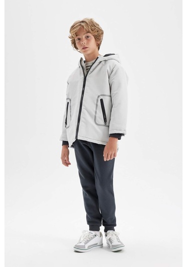 DeFacto Erkek Çocuk Su İtici Kapüşonlu Polar Astarlı Fermuarlı Cepli Parka D1132A824WNGR342 DeFacto Erkek Çocuk Su İtici Kapüşonlu Polar Astarlı Fermuarlı Cepli Parka D1132A824WNGR342
