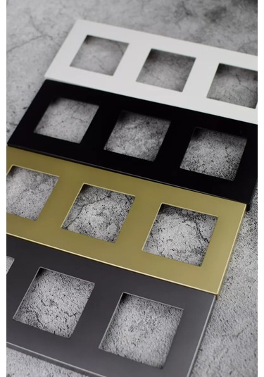 Vo'stabl Prizler Ve Anahtarlar İçin Beyaz Üçlü Çerçeve 185294620