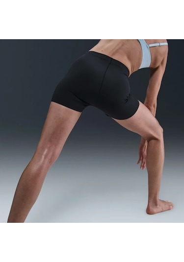 Nike Form Boyshort Ultra Yumuşak Nem Tutmayan Kadın Şort-sportxstore Siyah