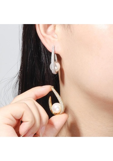 Novahub Altın Rengi Beyaz Kübik Zirkonya U Şekli Küpe Beyaz Kadın Küpe Beyaz