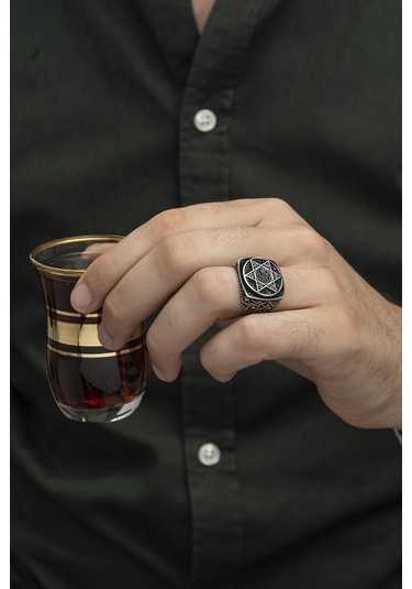 Süleyman Mührü Desenli Mikro Taşlı 925 Gümüş Erkek Yüzük