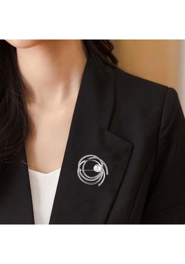 Gümüş Kadın Broş Pin Sahte İnci Taklidi Zarif Kazak Şal Atkılar Klip Göğüs Pin Charm Elbise Dekorasyon Giyim Süsleme Düğün Parti Takı Gümüş