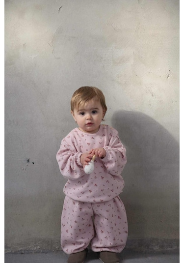 Pembe Çiçek Baskılı Şalvar Takım Pembe