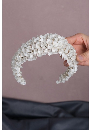 FdayAksesuar En Güzel Gelinlere Özel Beyaz Mine Çiçek Motifli Peri Gelin Kına Tacı FRDY31640