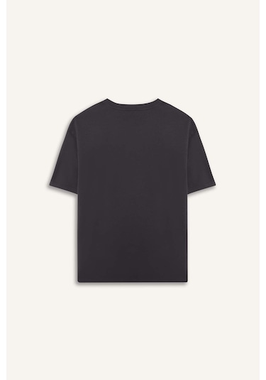 DeFacto Oversize Geniş Kalıp Ütü Gerektirmeyen Bisiklet Yaka Kısa Kollu Basic Düz Ağır Kumaş Tişört X3926AZ25SPAR104 DeFacto Oversize Geniş Kalıp Ütü Gerektirmeyen Bisiklet Yaka Kısa Kollu Basic Düz Ağır Kumaş Tişört X3926AZ25SPAR104