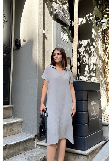 Grı Kısa Kol, Polo Yaka, Dokulu Kumaş, Basic Kalıp/kesim, Aerobin Rahat Midi Elbise Gri