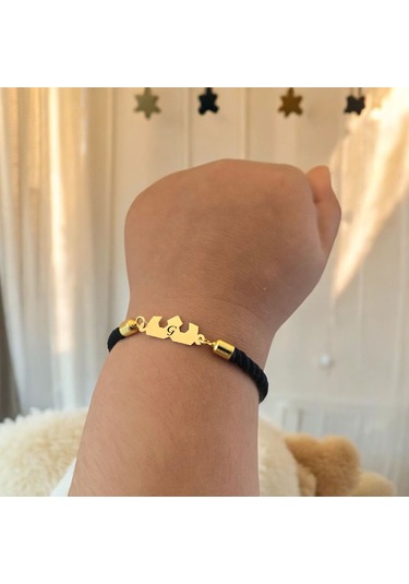 G Harfine Özel Taç Figürlü 14 Ayar Altın Plakalı Siyah İpek Örgülü Hediye Bileklik-507harf G