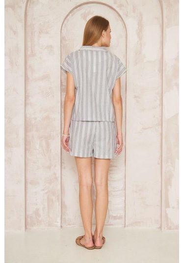 Kadın Özel Kumaş Ceket Yaka Beli Lastikli Kısa Kol Gömlek Cepli Şort Takım 3625290 Siyah - Beyaz