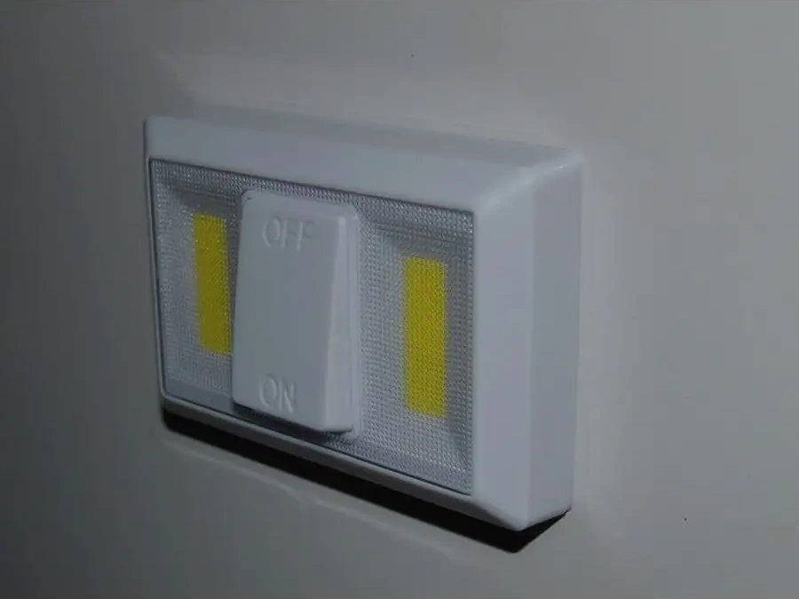 Lismerk Pille Ve Manyetikten Çalışan Kablosuz Duvar Lamba'sı 99662192 Beyaz