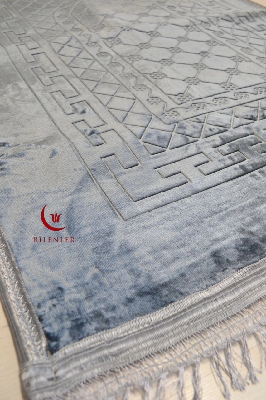 Peluş Seccade - 80x120 Cm - Ekstra Konforlu - Yumuşak Ve Geniş Ölçülü Gri