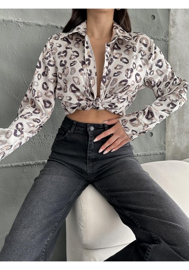 Kadın Oversize Ekru Renk Kahve Öpücük Detaylı Saten Gömlek-kahve Kahve