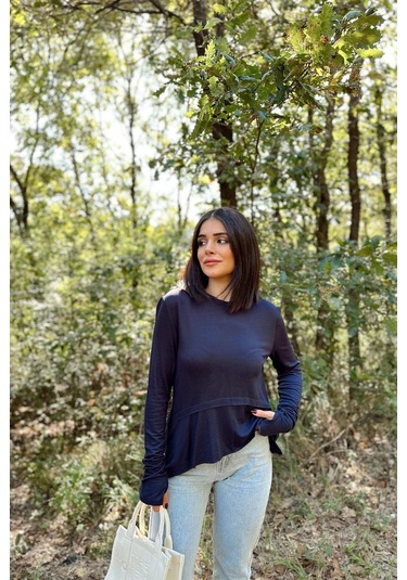 Kadın Laci Elleri Eldiven Detaylı, Asimetrik Kesim, Bisiklet Yaka, Eteği Pliseli, Salaş Spor Bluz Lacivert Kadın Laci Elleri Eldiven Detaylı, Asimetrik Kesim, Bisiklet Yaka, Eteği Pliseli, Salaş Spor Bluz Lacivert