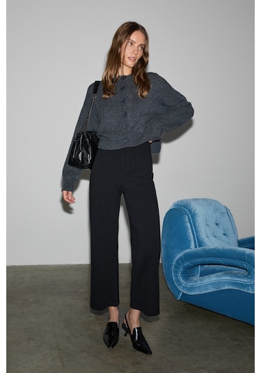 Freda Kadın Kalın Interlok Tok Ve Esnek Kumaşlı Flare Paça Önü Nervürlü Beli Lastikli Siyah Pantolon