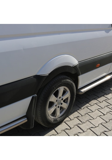 Mercedes Sprinter 2006-2012 Yıl Aralığı Uyumlu Arka Teker Kaplama 2 Parça