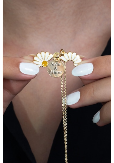 Kişiye Özel Isimli Açılan Papatya Kolye Bbk37 Gümüş