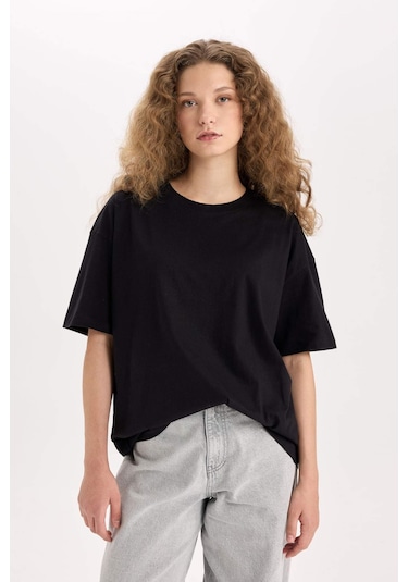 DeFacto Oversize Geniş Kalıp Basic Düz Bisiklet Yaka Kısa Kollu Siyah Tişört V4136AZ25SMBK81