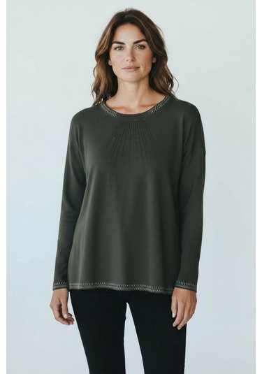 Kadın Yaka Ve Kol Ağzı Taşlı Etek Desenli Bluz Haki